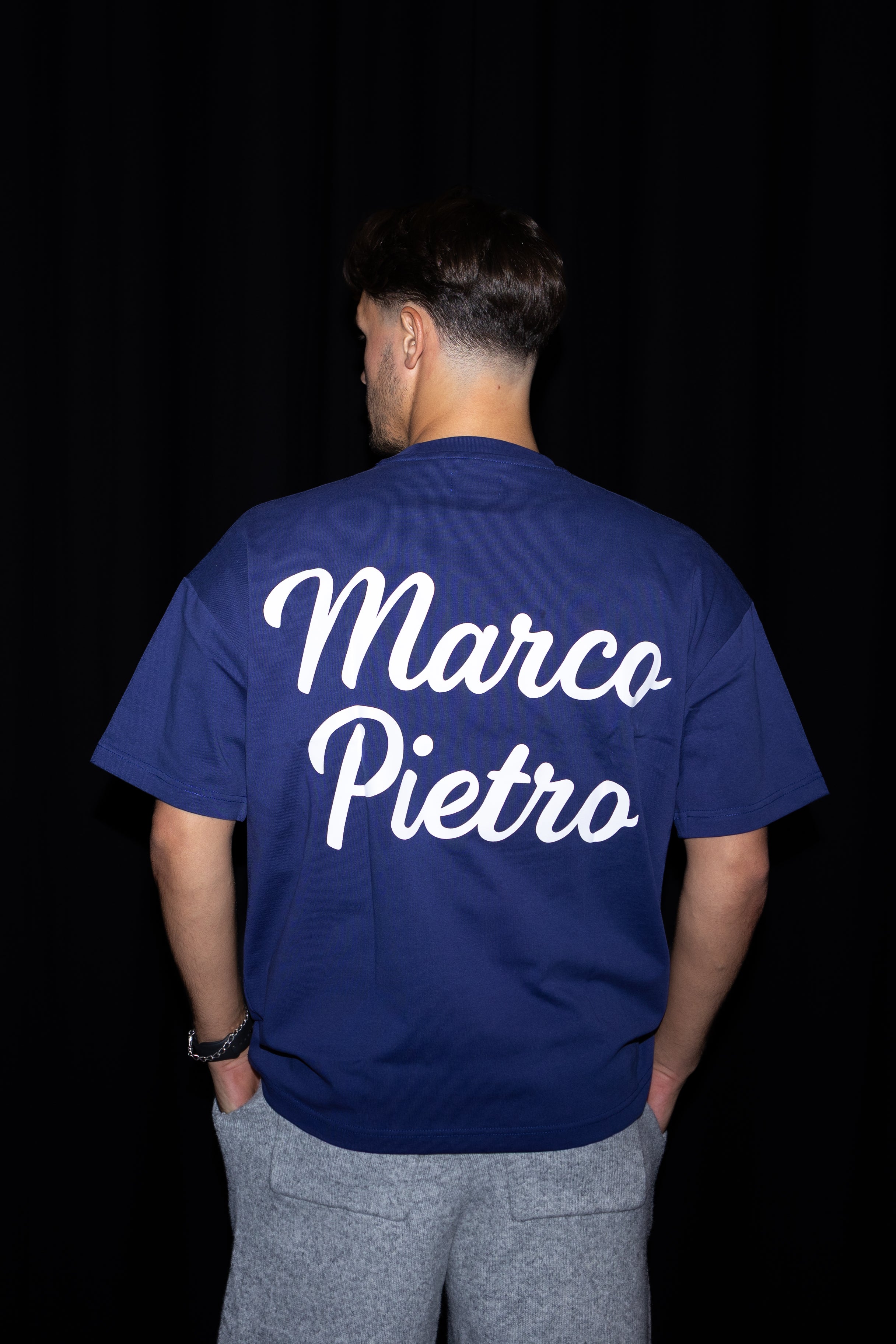 Navy mens oversized original logo T-shirt